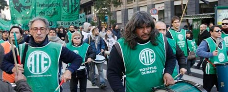 TRABAJADORES DE LA SALUD DE PARO