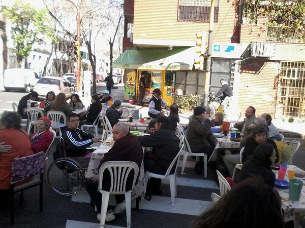 DESALOJARÁN UN COMEDOR COMUNITARIO