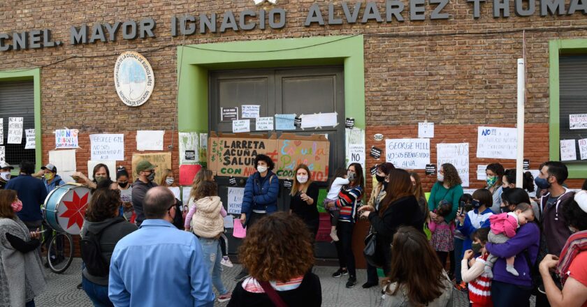 LA COOPERADORA DEL LA ESCUELA ALVAREZ THOMAS DEMANDARÁ AL GOBIERNO PORTEÑO