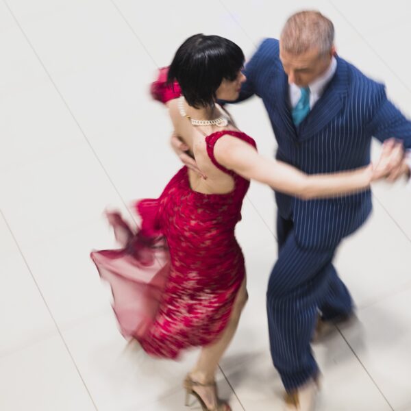 CLASES DE TANGO GRATUITAS EN EL CULTURAL BORGES