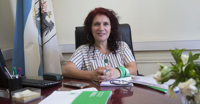 LAURA VELASCO: SERÍA FUNDAMENTAL TENER UN MINISTERIO DE MUJERES EN LA CIUDAD