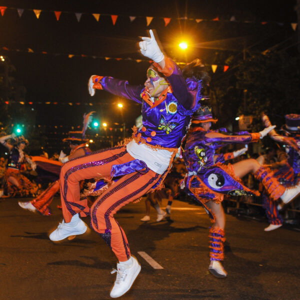 LA CIUDAD RESPIRA A RITMO DE MURGA