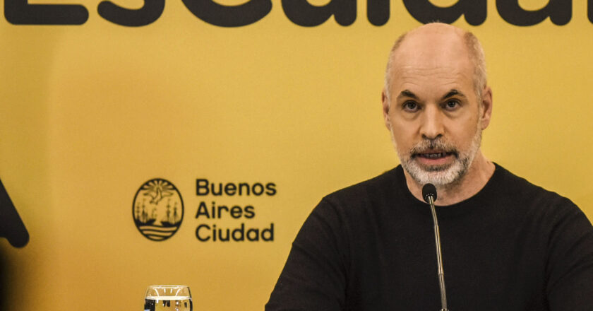 PESE A LA OPOSICIÓN DE DOCENTES Y ESPECIALISTAS, LARRETA RETOMA LA PRESENCIALIDAD ESCOLAR