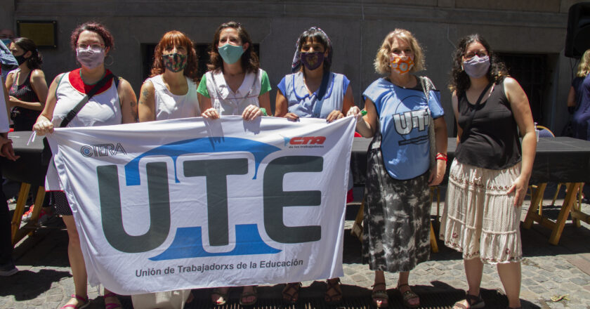 GREMIOS DOCENTES RECHAZAN LA PRESECIALIDAD ESCOLAR DISPUESTA POR EL GOBIERNO PORTEÑO