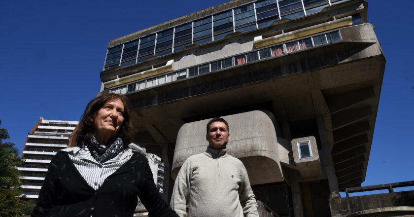 LOS 30 AÑOS DE LA BIBLIOTECA NACIONAL MARIANO MORENO EN EL BARRIO DE RECOLETA