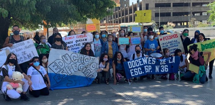 RECLAMAN LA REINCORPORACIÓN DE JÓVENES DE 22 A 30 AÑOS A ESCUELAS DE FORMACIÓN INTEGRAL PORTEÑAS