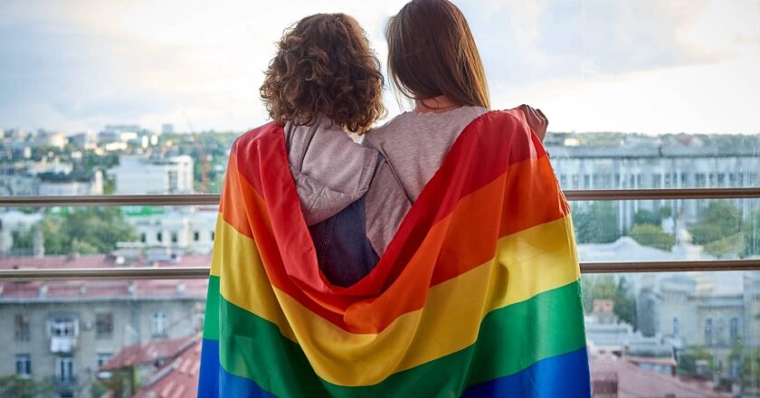 DEL «ESTIGMA» A LA «NATURALIZACIÓN» DE LA DIVERSIDAD SEXUAL