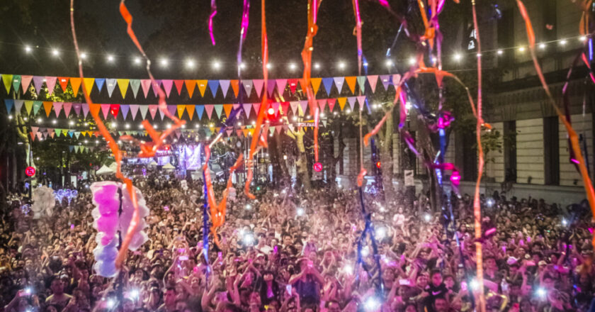 CELEBRACIÓN DEL CARNAVAL PORTEÑO EN AVENIDA DE MAYO