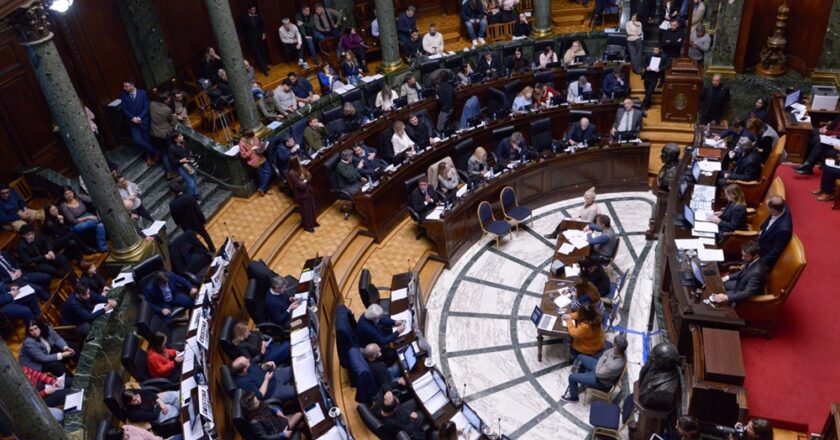 CRÓNICA LEGISLATIVA
