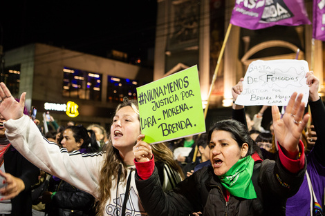 MARCHA POR LARA, BRENDA Y MORENA
