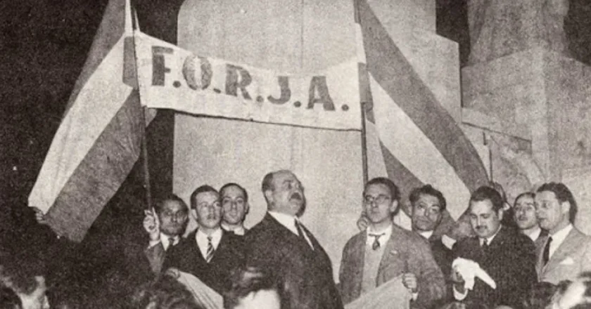 ¿POR QUÉ SE DISOLVIÓ FORJA?