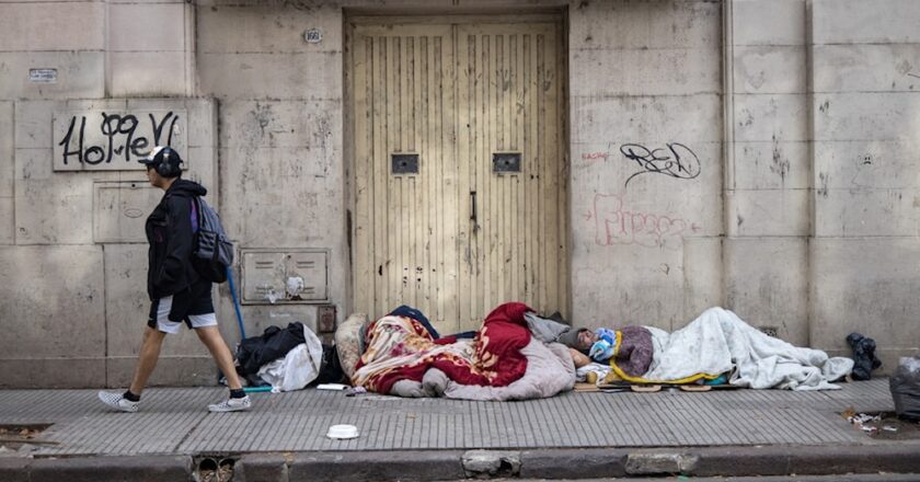 ¿POLÍTICA SOCIAL O MAYOR INDIGENCIA?