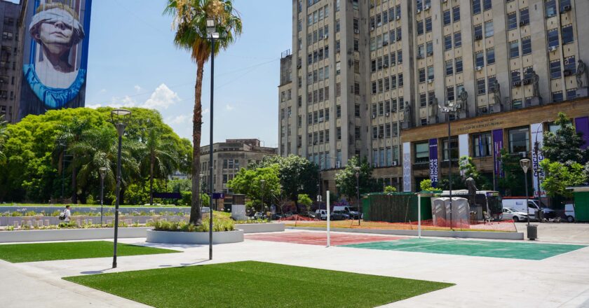 REMODELACIÓN DE LA PLAZA HOUSSAY