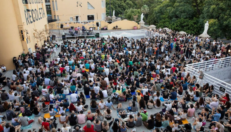 ¿POR QUÉ LEER EN FORMA COLECTIVA?