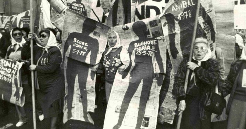 EL CULTURAL RECOLETA CONMEMORA EL SILUETAZO DE 1983