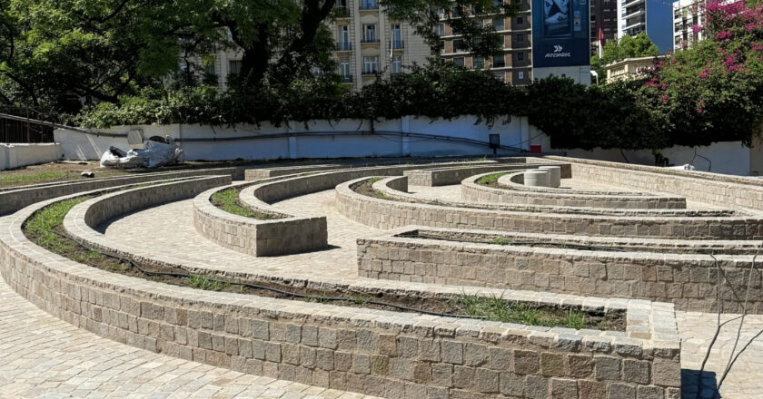UN ESPACIO PARA LA LECTURA AL AIRE LIBRE