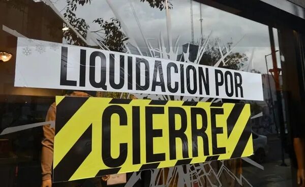 VENTAS MINORISTAS EN CAIDA LIBRE