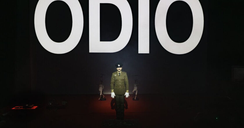 PLAY: UNA  INMERSIÓN ESCÉNICA EN LOS DISCURSOS DE ODIO