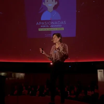 «APASIONADAS POR EL UNIVERSO»