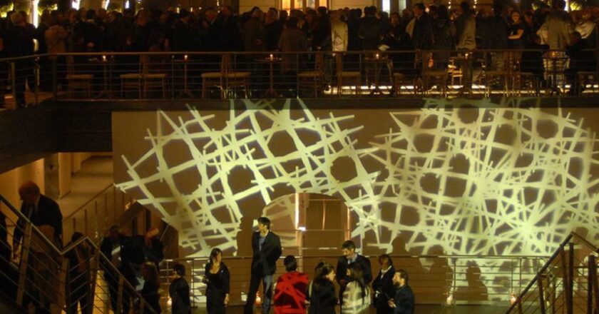 LA CIUDAD SE ENCIENDE EN TRES DE LAS NOCHES MÁS ESPERADAS