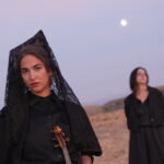 VIOLETA VEINTE TRIO DESEMBARCA EN BUENOS AIRES